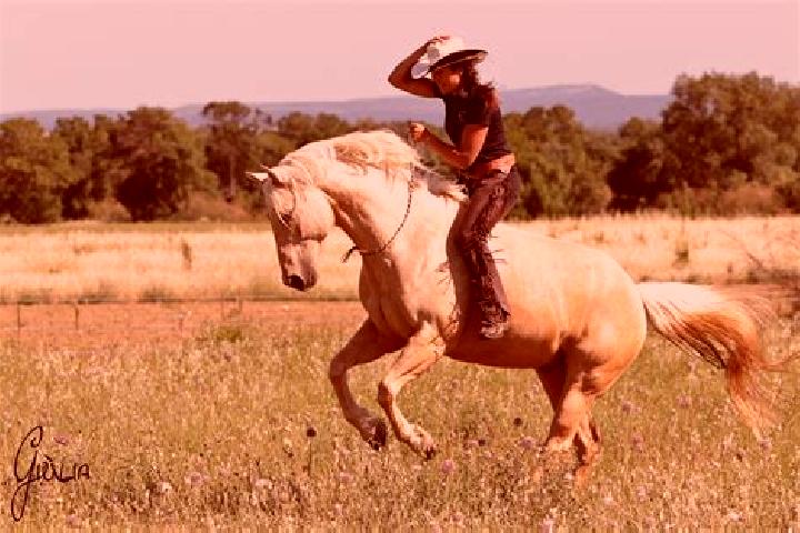 Ella, 29 — Escort in Quarante, France
