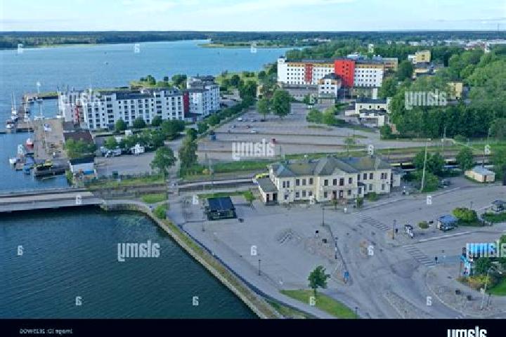 Ella, 29 — Escort in Vaenersborg, Sweden