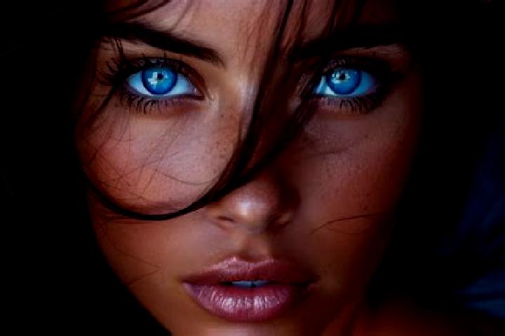 Ella, 30, a auburn blue-eyed middle eastern companion based in Bedulita. Offering Deep French Kissing, Fetish, Duos. Available for incall and outcall, overni...