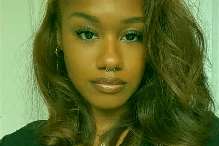Ella, 30, a auburn brown-eyed ebony companion based in Hillsville. Offering Erotic Massage, Travel Companion, BDSM. Available for incall and outcall, day and...