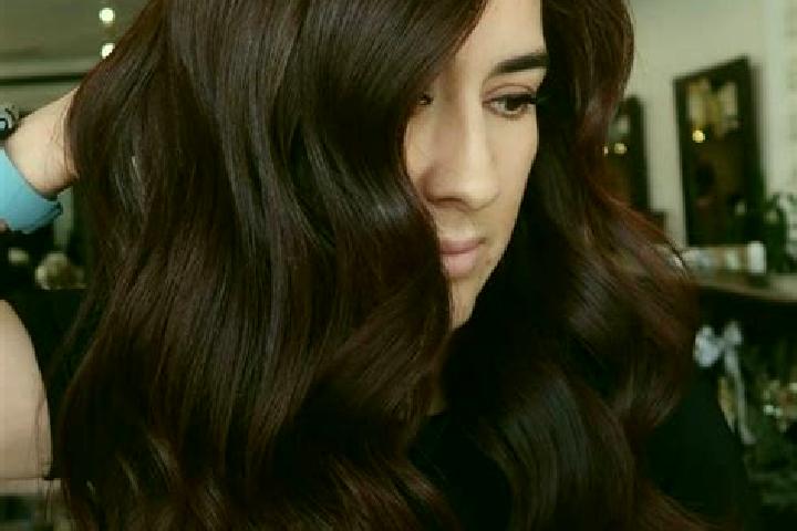 Ella, 30, a auburn dark-eyed caucasian companion based in Desterro. Offering Party Girl, Massage, Fetish, Domination. Available for incall and outcall, day a...