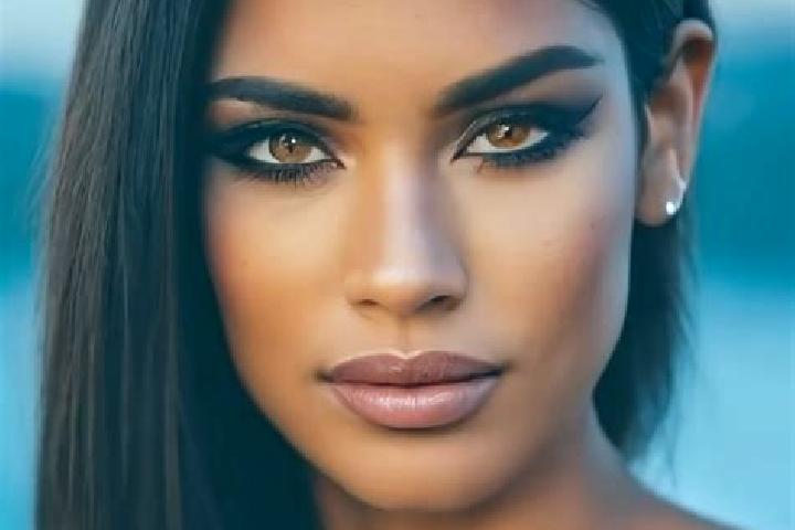Ella, 30, a black green-eyed latina companion based in Calang. Offering 69, Erotic Massage, GFE, Striptease, Overnight. Available for incall and outcall, ove...