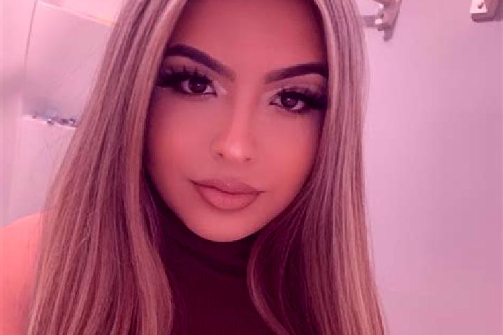 Ella, 30, a blonde amber-eyed latina companion based in Totton. Offering Travel Companion, Fetish, Massage, OWO. Available for incall and outcall, day and ev...