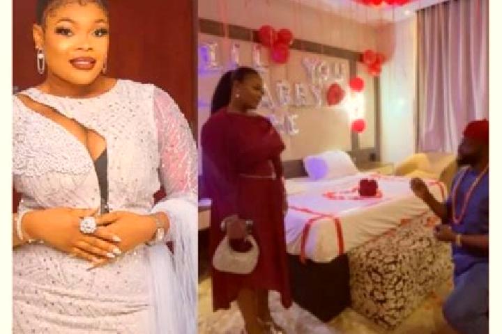 Ella, 30 — Escort in Awo-Idemili, Nigeria