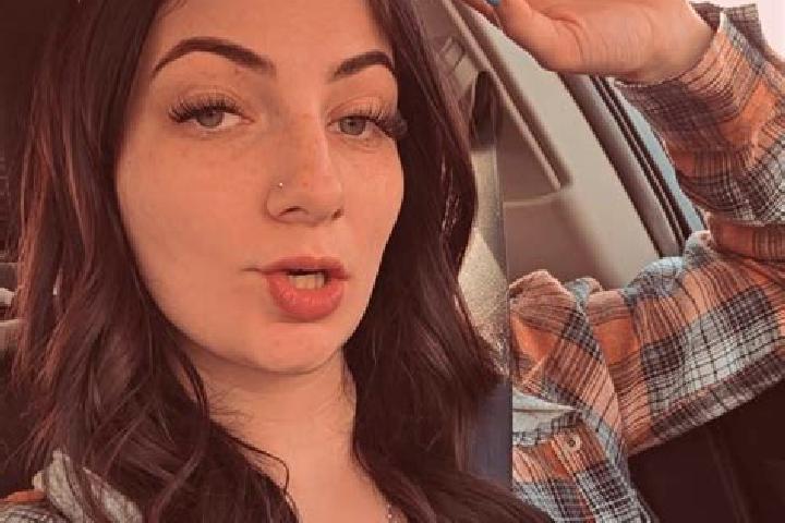 Ella, 30 — Escort in Brynna, United Kingdom