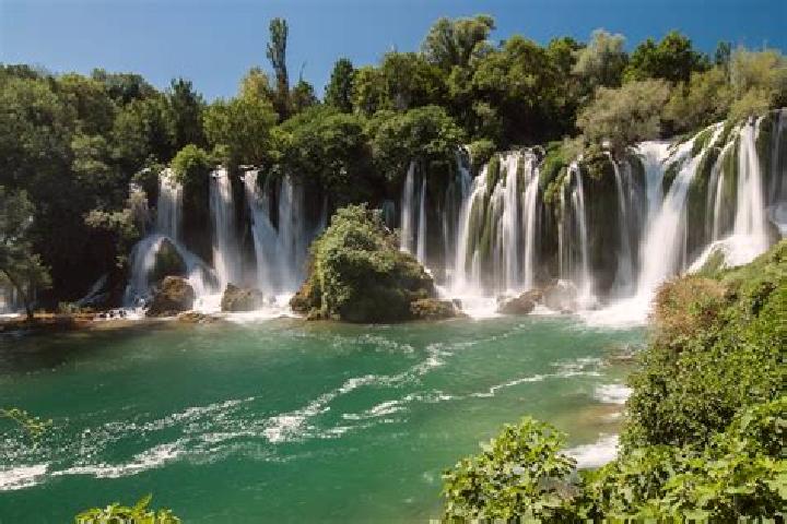 Ella, 30 — Escort in Divicani, Bosnia and Herzegovina