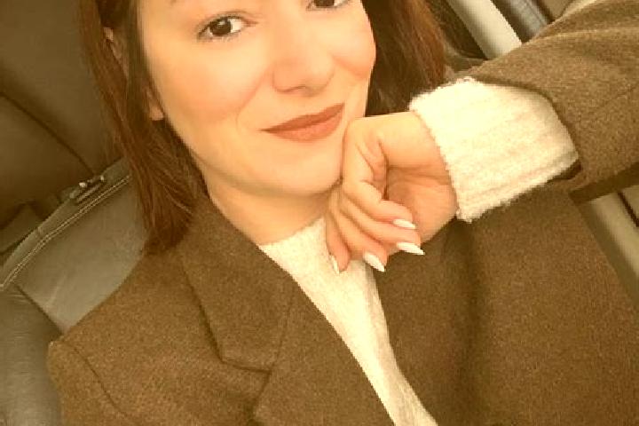 Ella, 30 — Escort in Goektas, Turkey