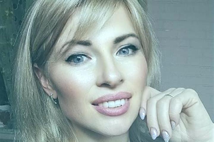 Ella, 30 — Escort in Kinetspil, Ukraine