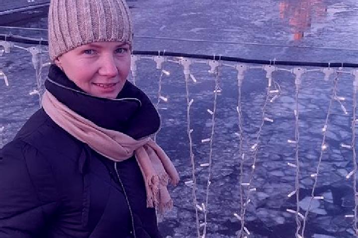 Ella, 30 — Escort in Krasnyy Kut, Russia