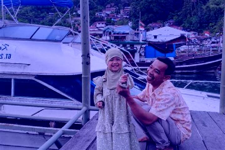 Ella, 30 — Escort in Padangan, Indonesia