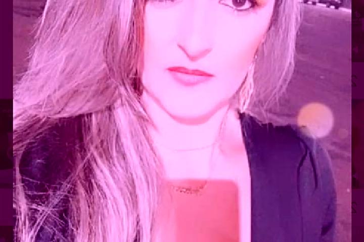 Ella, 30 — Escort in Primeiro de Maio, Brazil