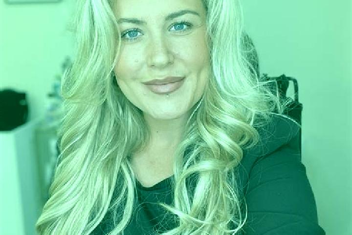 Ella, 30 — Escort in Raunds, United Kingdom