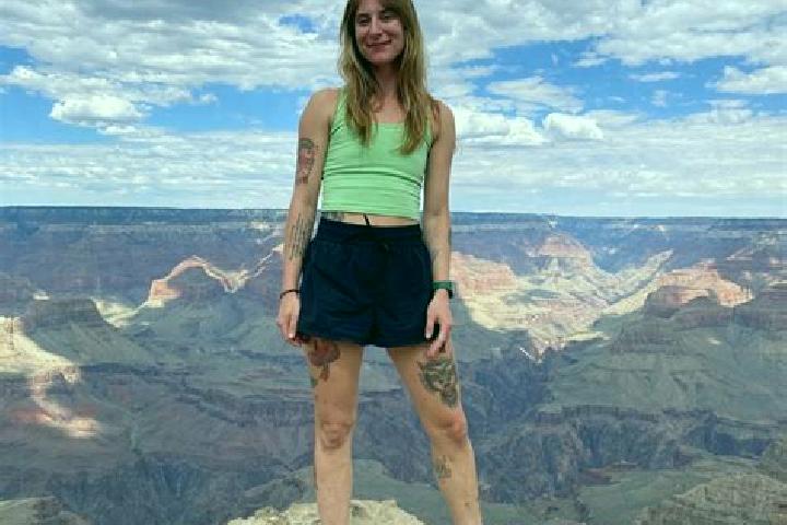 Ella, 30 — Escort in Sterrett, United States