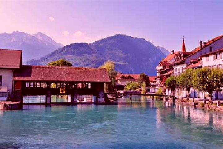Ella, 30 — Escort in Unterseen, Switzerland