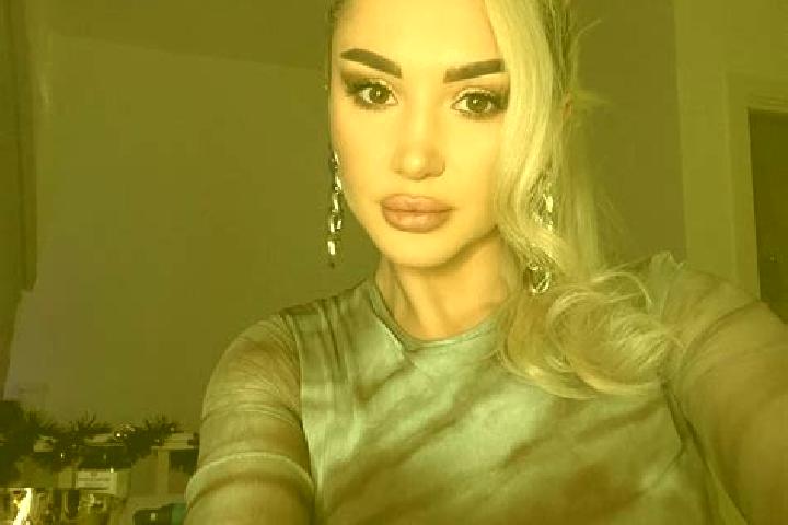 Ella, 31, a black blue-eyed indian companion based in Rovensko pod Troskami. Offering Travel Companion, Domination, OWO, GFE. Available for incall and outcal...