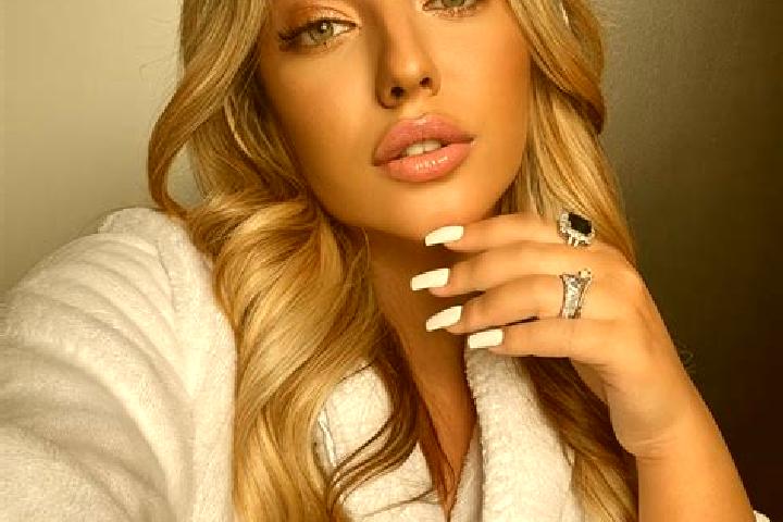 Ella, 31, a blonde grey-eyed latina companion based in Ngondokandawu. Offering Girlfriend Experience, OWO. Available for incall and outcall, overnight bookin...