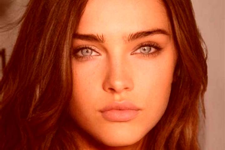 Ella, 31, a brunette dark-eyed ebony companion based in Bayt Ummar. Offering BDSM, A-Level. Available for incall and outcall, day and evening dates.