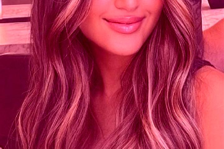 Ella, 31, a dark blonde brown-eyed middle eastern companion based in Marsens. Offering GFE, Prostate Massage, A-Level. Available for incall and outcall, day ...