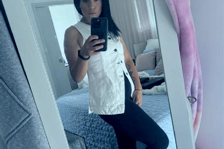Ella, 31 — Escort in Ayse, France