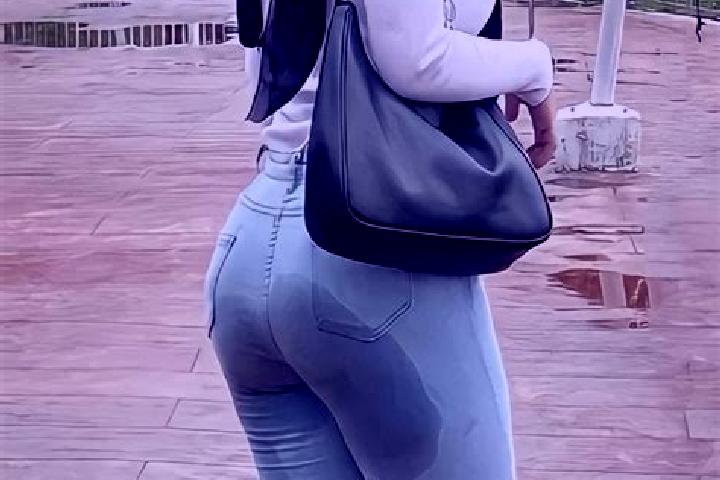Ella, 31 — Escort in Bokong Timur, Indonesia