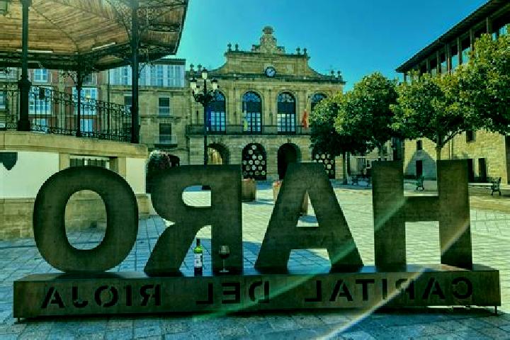 Ella, 31 — Escort in Carrascosa de Haro, Spain