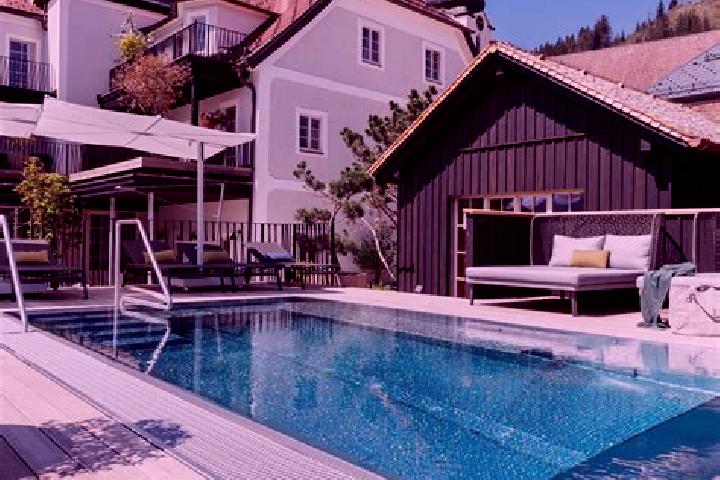 Ella, 31 — Escort in Sankt Georgen an der Gusen, Austria