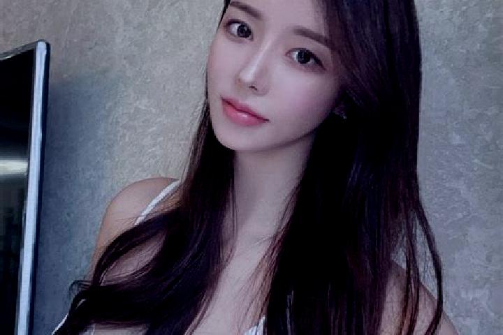 Ella, 31 — Escort in Sumdo, China