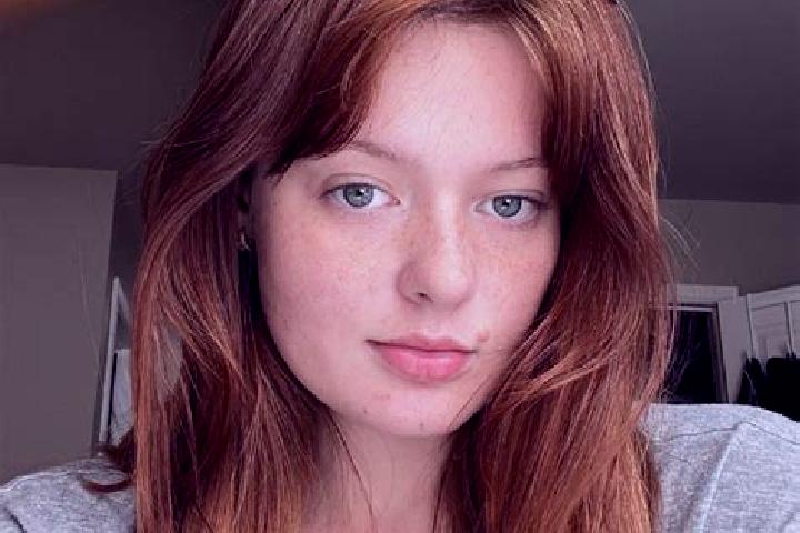 Ella, 32, a auburn grey-eyed slavic companion based in Averdon. Offering Overnight, Couples, CIM. Available for incall and outcall, day and evening dates.