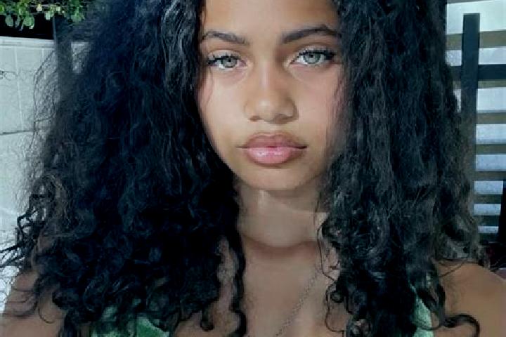Ella, 32, a black green-eyed mixed companion based in Herzogenburg. Offering Fetish, OWO, Couples, Tantra. Available for incall and outcall, day and evening ...