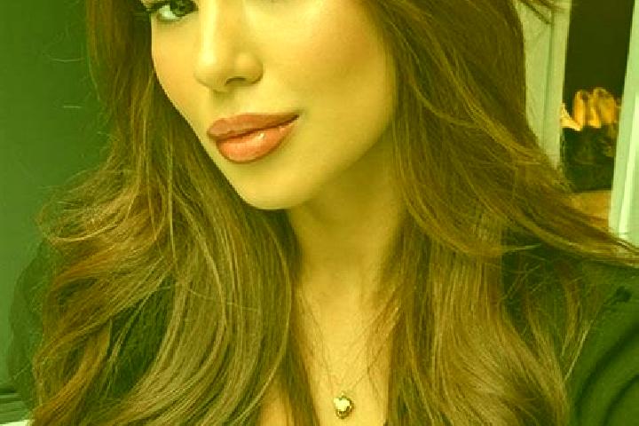 Ella, 32, a chestnut brown-eyed latina companion based in Beni Saf. Offering BDSM, Couples, Duos, Erotic Massage. Available for incall and outcall, day and e...