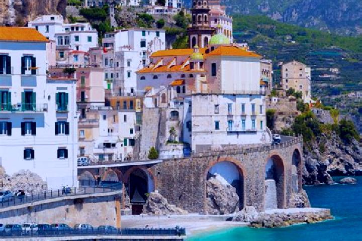 Ella, 32 — Escort in Circoiscrizione VII, Italy