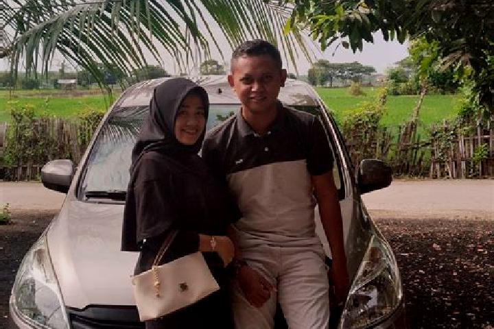 Ella, 32 — Escort in Colomadu, Indonesia