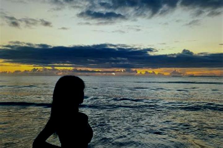 Ella, 32 — Escort in Luze, France