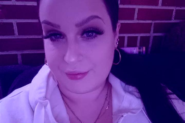 Ella, 32 — Escort in Minieri, Romania
