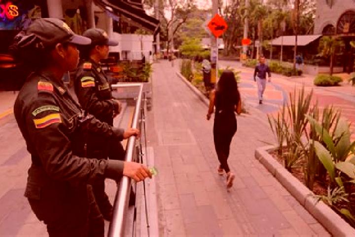 Ella, 32 — Escort in Poblado Dos, Mexico