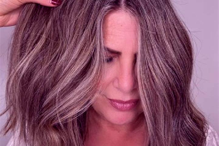 Ella, 33, a dark blonde grey-eyed caucasian companion based in Figtree. Offering Roleplay, Striptease, Massage, Travel Companion. Available for incall and ou...