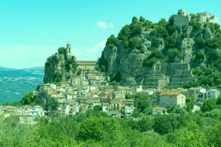 Ella, 33 — Escort in Bagnoli del Trigno, Italy
