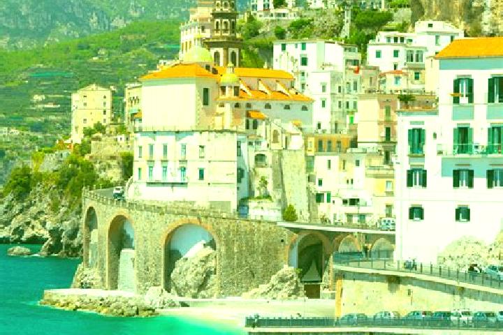Ella, 33 — Escort in Cassano, Italy