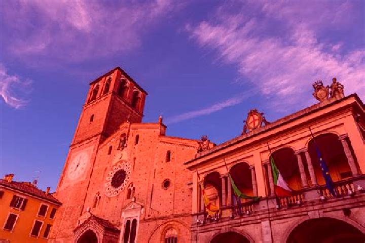 Ella, 33 — Escort in Lodi Vecchio, Italy