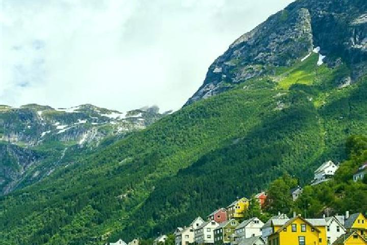 Ella, 33 — Escort in Odda, Norway