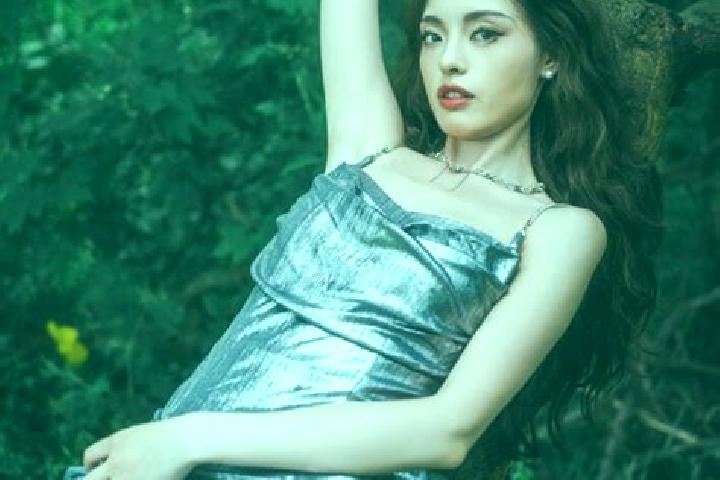Ella, 33 — Escort in Qinglonghu, China