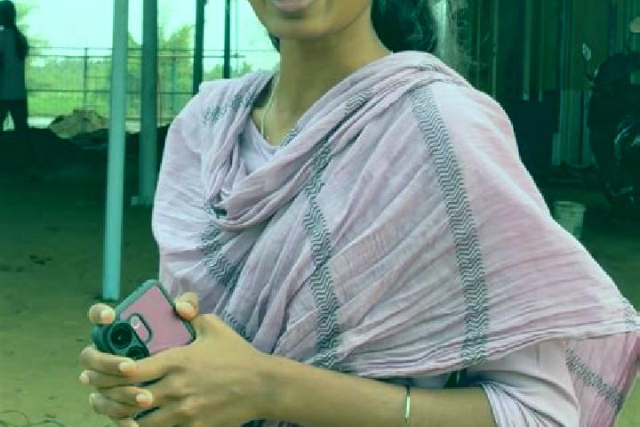 Ella, 33 — Escort in Thiruvaiyaru, India