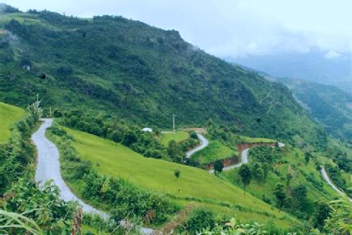Ella, 33 — Escort in Yen Lac, Vietnam