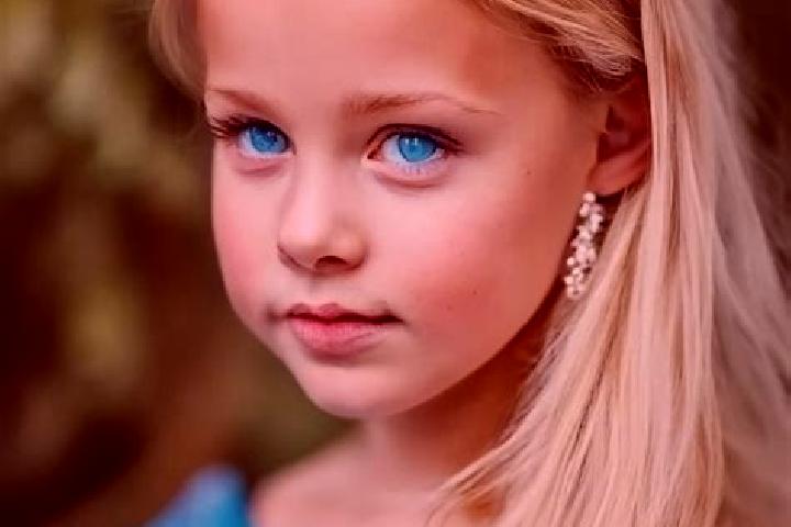 Ella, 34, a blonde blue-eyed caribbean companion based in Panyang. Offering Dinner Date, CIM, Erotic Massage. Available for incall and outcall, overnight boo...