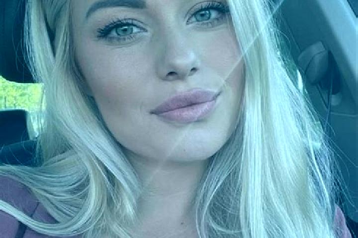 Ella, 34, a blonde hazel-eyed caribbean companion based in Quichas. Offering Prostate Massage, 69. Available for incall and outcall, overnight bookings avail...