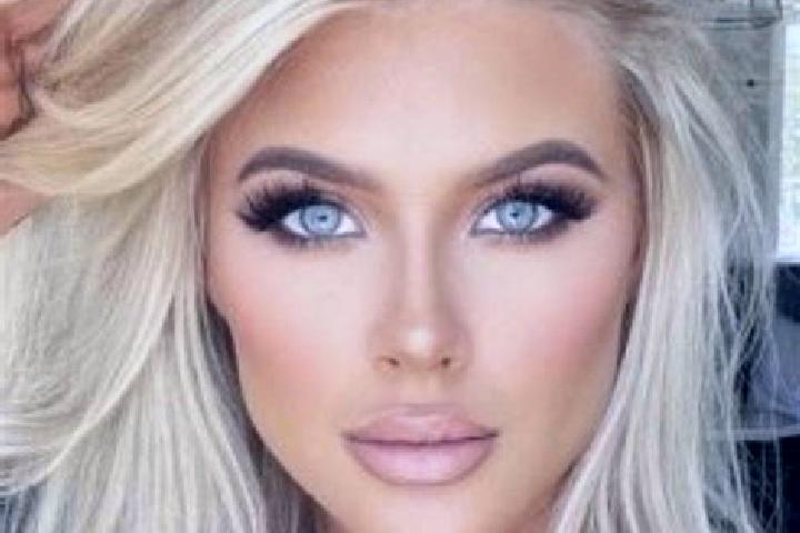 Ella, 34, a platinum blonde blue-eyed latina companion based in Gusum. Offering Striptease, Girlfriend Experience, Couples. Available for incall and outcall,...