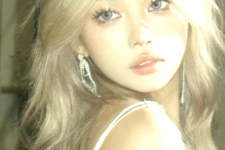 Ella, 34, a platinum blonde grey-eyed asian companion based in Papeete. Offering Party Girl, Tantra, BDSM, Roleplay. Available for incall and outcall, day an...