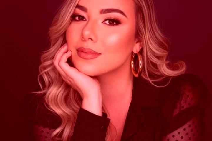 Ella, 34 — Escort in Iguatama, Brazil