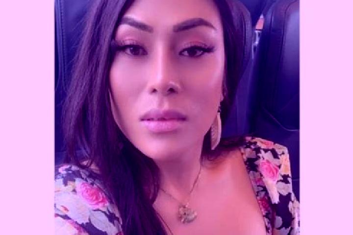 Ella, 34 — Escort in Lambertville, United States