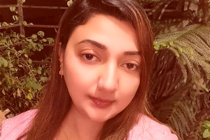 Ella, 34 — Escort in Nargis, France
